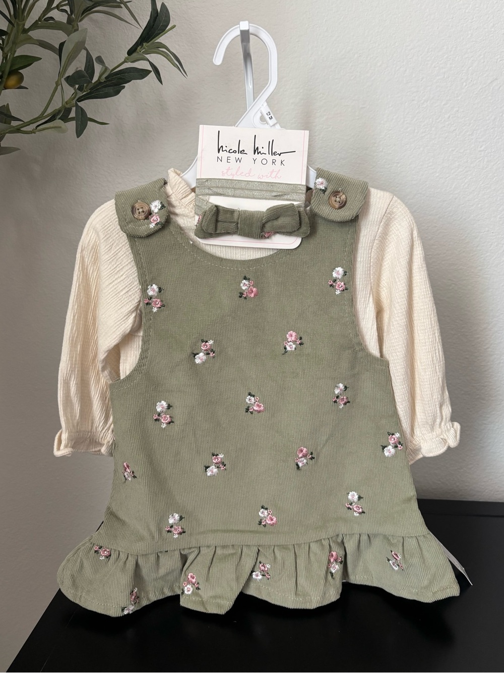 NWT Nicole Miller Girls Olive Floral Pinafore Dress with Cream Top